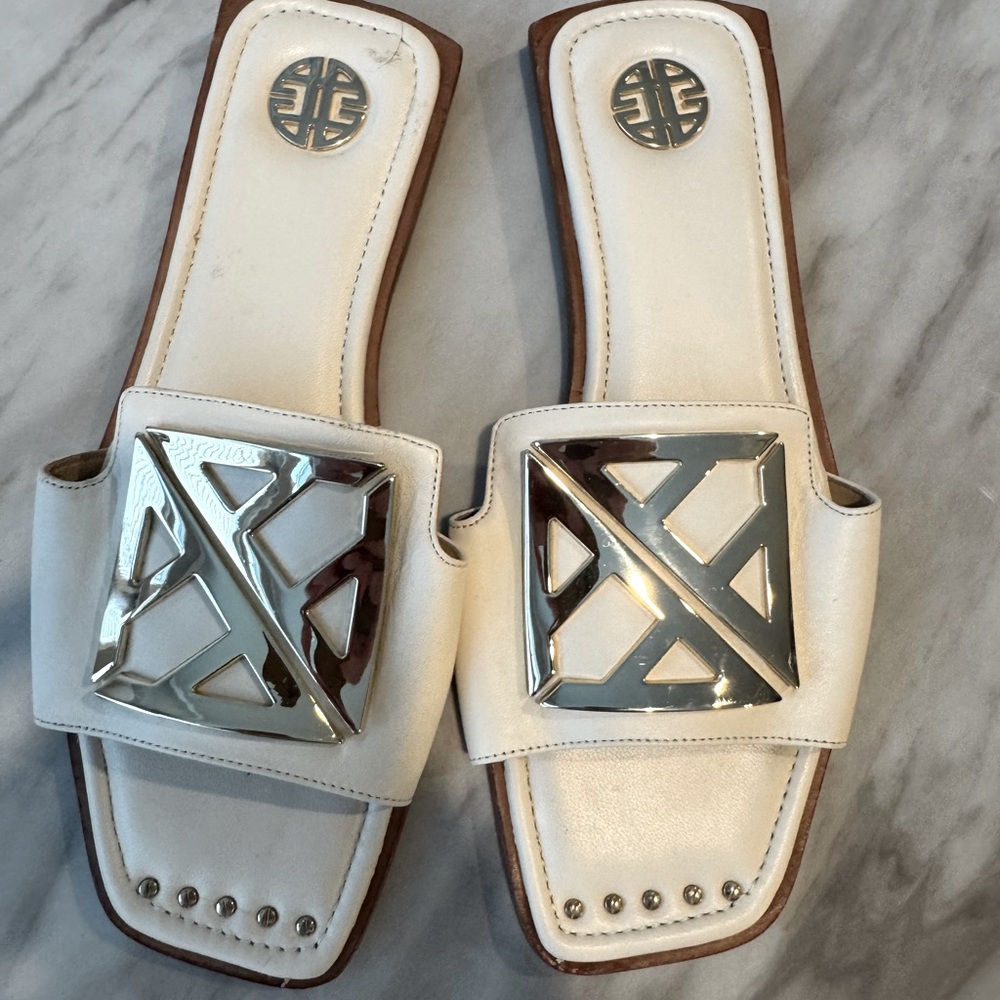 Antonio Melani sandal